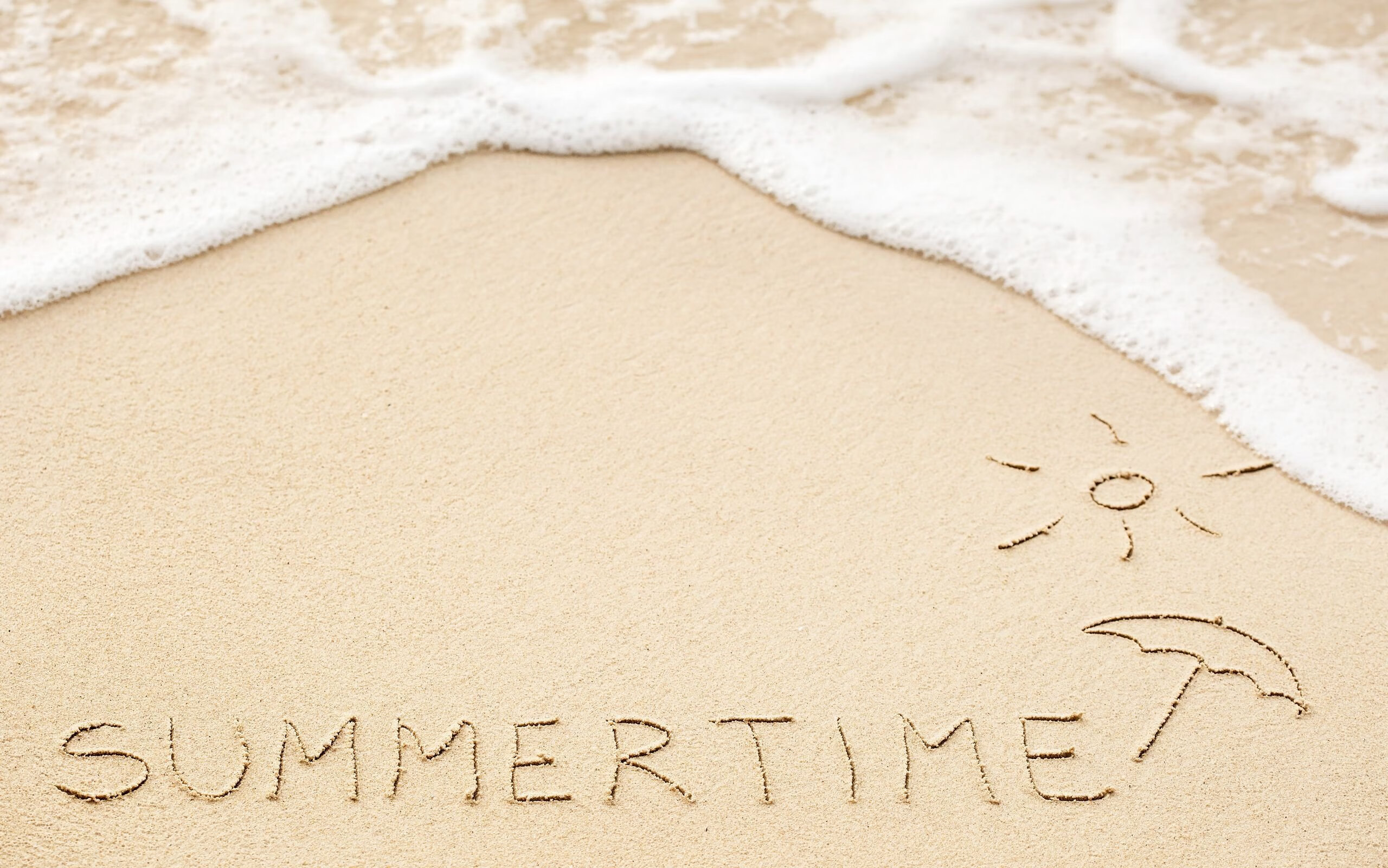 自由泳转身蹬壁动作对比分析，自由泳转身慢动作示范