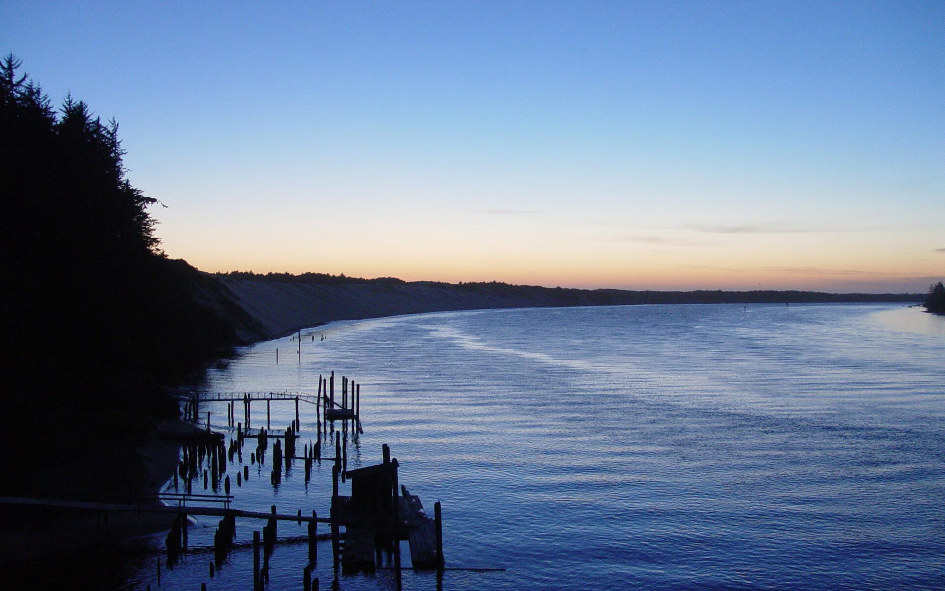 爱游戏体育app-欧洲杯变阵奇兵：战术创新引领潮流！，欧洲杯变盘分析