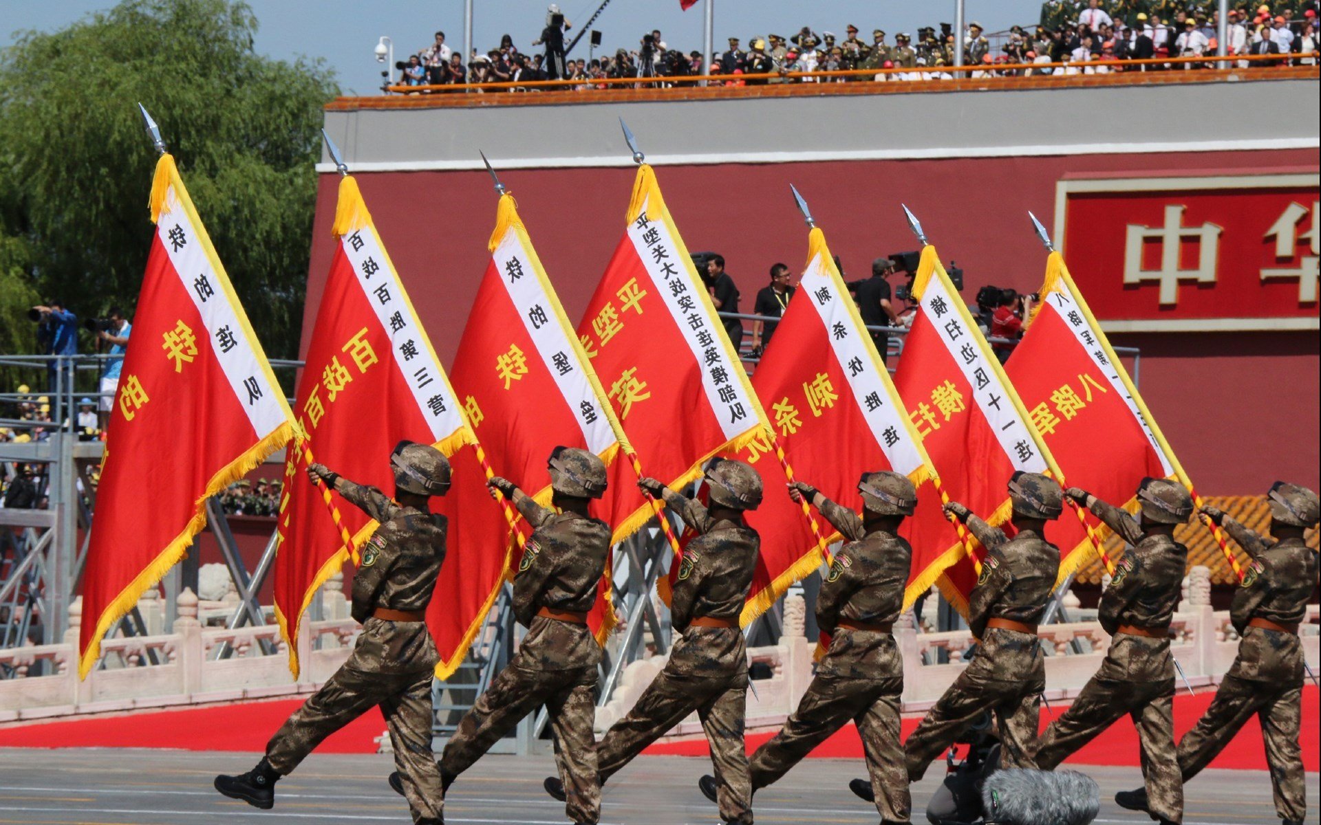 科里·简：全黑队进攻的速度火车头，为球队带来更多进攻机会，科内利斯