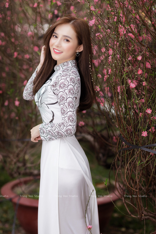 詹姆斯客串解说比赛妙语连珠，詹姆斯客串解说比赛妙语连珠的是谁